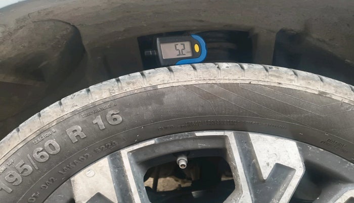 2021 Renault Kiger RXZ MT, Petrol, Manual, 65,637 km, tyre