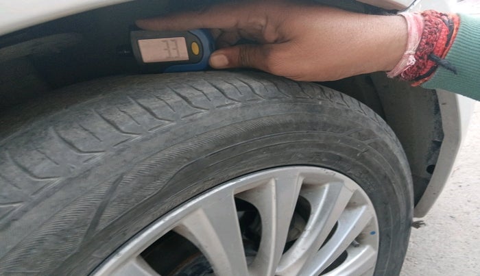 2016 Maruti Ciaz ZDI SHVS, Diesel, Manual, 1,01,633 km, tyre