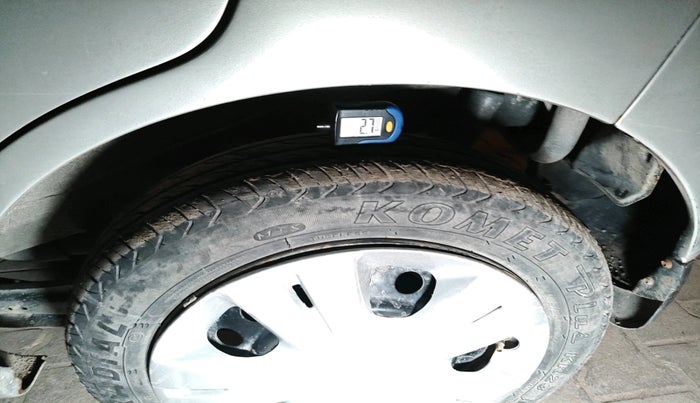 2015 Maruti Wagon R 1.0 VXI, Petrol, Manual, 65,214 km, tyre