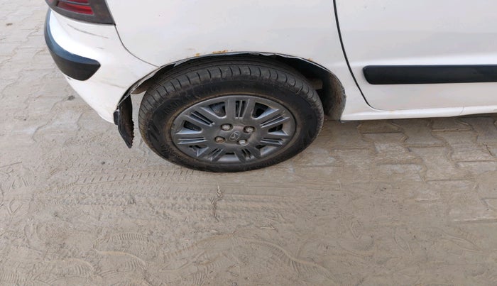 2013 Hyundai Santro Xing GL PLUS, CNG, Manual, 1,40,090 km, tyre