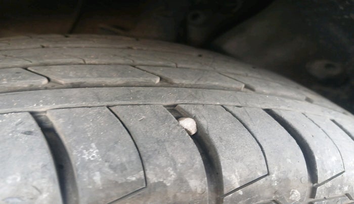 2025 KIA SYROS HTK (O) 1.0 Turbo 6MT, Petrol, Manual, 9,020 km, tyre