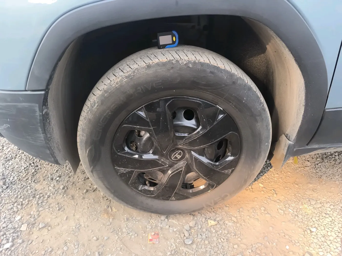 2025 Tata PUNCH Adventure Plus (S), Petrol, Manual, 15,129 km, tyre
