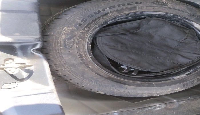 2022 Tata NEXON XZA PLUS (O) PETROL DARK EDITION, Petrol, Automatic, 63,272 km, tyre