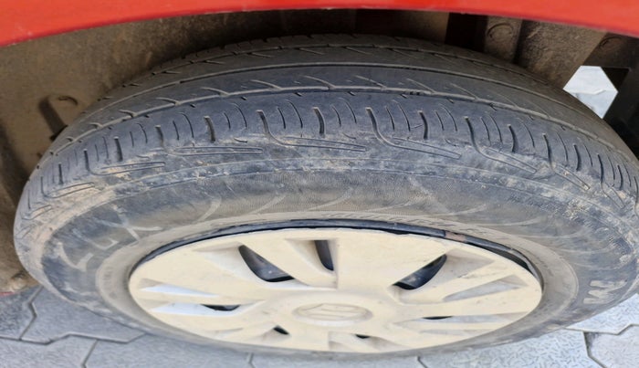 2012 Maruti Swift VDI, Diesel, Manual, 1,30,617 km, tyre