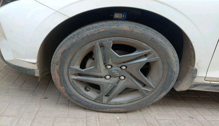 2020 Hyundai NEW I20 SPORTZ 1.2 MT, Petrol, Manual, 53,176 km, tyre