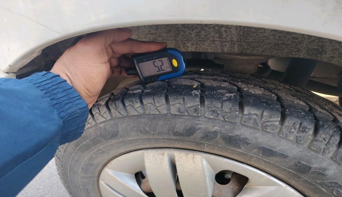 2013 Maruti Alto 800 LXI, Petrol, Manual, 53,634 km, tyre