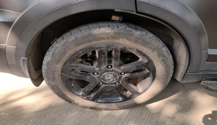 2018 Tata Hexa XTA 4X2 6 STR, Diesel, Automatic, 59,442 km, tyre