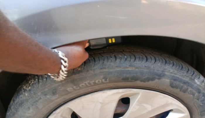 2014 Maruti Celerio VXI, Petrol, Manual, 74,992 km, tyre