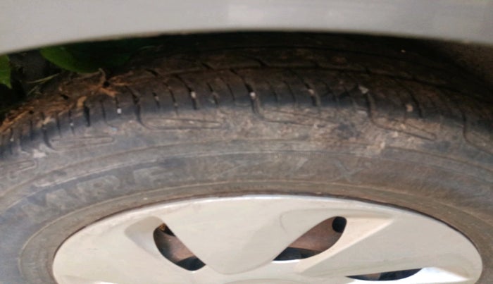 2014 Maruti Celerio VXI, Petrol, Manual, 74,992 km, tyre