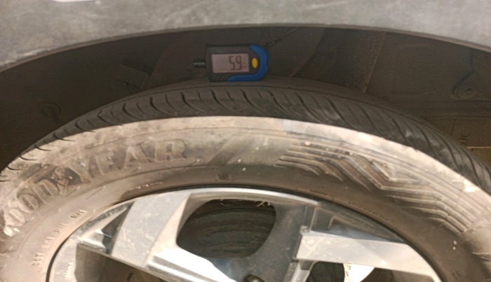 2020 Hyundai VENUE SX PLUS 1.0 TURBO DCT, Petrol, Automatic, 1,46,712 km, tyre