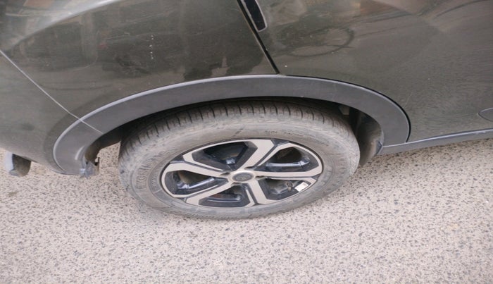 2023 Tata NEXON XZA PLUS PETROL, Petrol, Automatic, 71,000 km, tyre