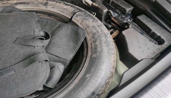 2019 Volkswagen TIGUAN HIGHLINE TDI AT, Diesel, Automatic, 1,49,104 km, tyre