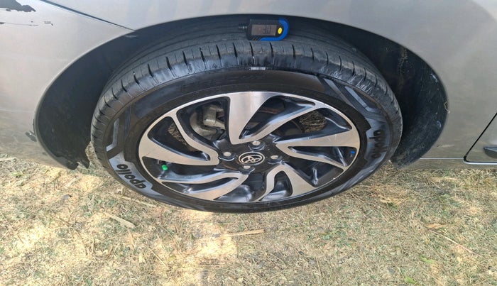 2021 Toyota Glanza G, Petrol, Manual, 72,183 km, tyre