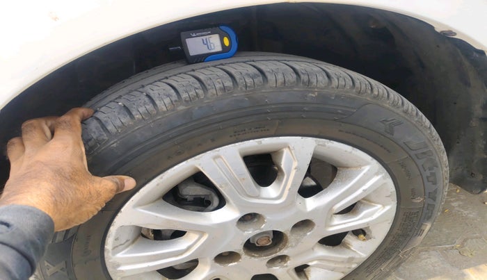 2018 Tata Tigor Buzz PETROL, CNG, Manual, 1,14,401 km, tyre