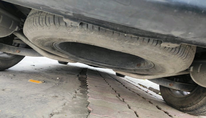 2015 Mahindra XUV500 W6, Diesel, Manual, 1,68,873 km, tyre