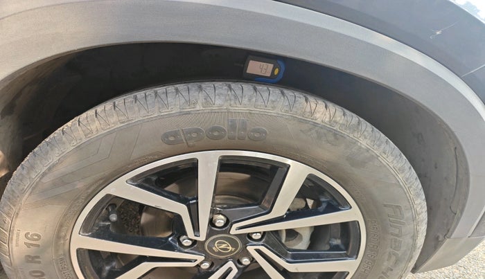 2023 KIA SONET HTK PLUS 1.2, Petrol, Manual, 47,707 km, tyre