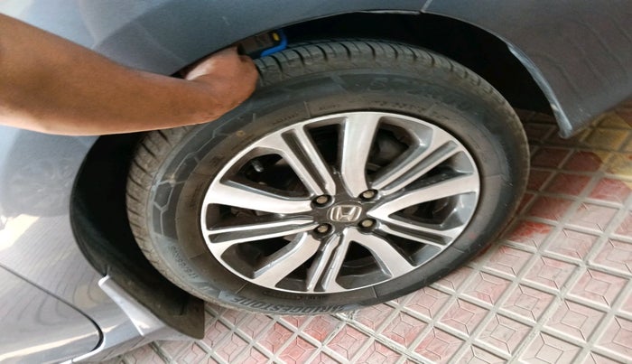 2017 Honda City 1.5L I-VTEC V MT, Petrol, Manual, 91,143 km, tyre