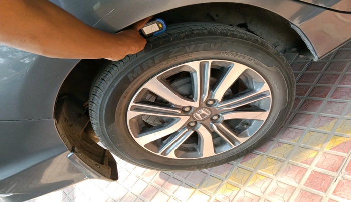 2017 Honda City 1.5L I-VTEC V MT, Petrol, Manual, 91,143 km, tyre