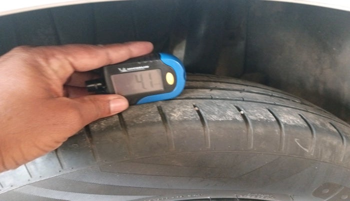 2019 Maruti Swift ZXI PLUS AMT, Petrol, Automatic, 41,200 km, tyre