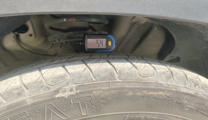 2019 KIA SELTOS HTK PLUS AT 1.5 DIESEL, Diesel, Automatic, 1,03,248 km, tyre