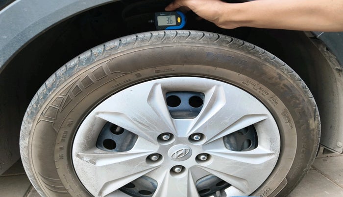 2019 Hyundai Creta E PLUS 1.6 PETROL, Petrol, Manual, 72,346 km, tyre