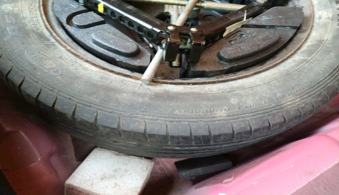 2018 Tata NEXON XT PETROL, Petrol, Manual, 18,181 km, tyre