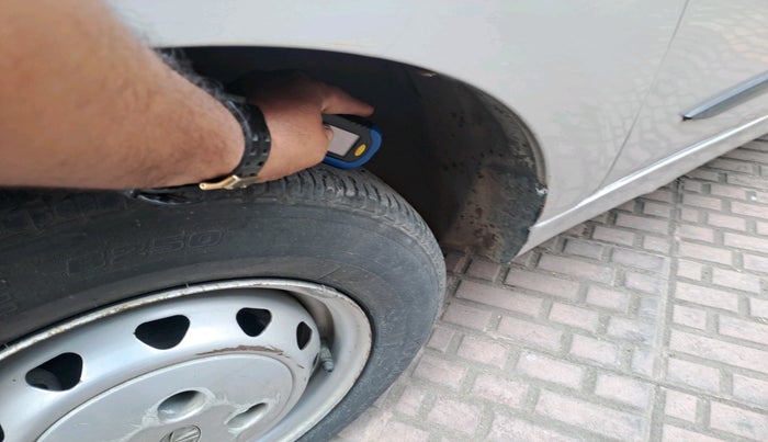 2018 Tata Tiago XM PETROL, Petrol, Manual, 45,499 km, tyre