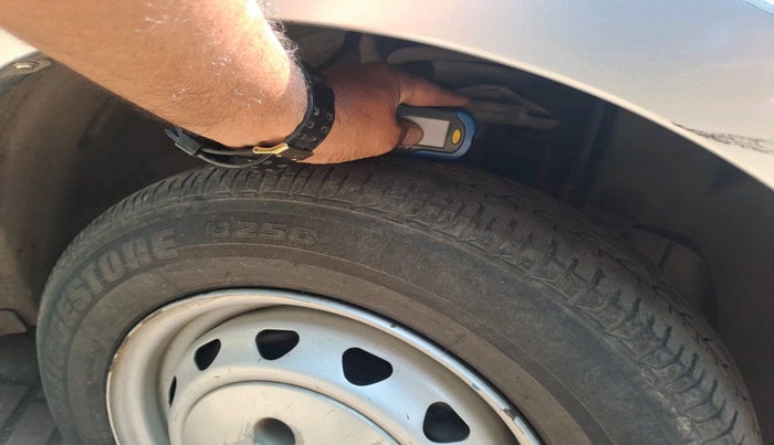 2018 Tata Tiago XM PETROL, Petrol, Manual, 45,499 km, tyre