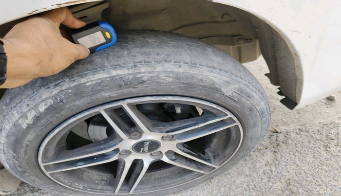 2014 Maruti Wagon R 1.0 VXI, Petrol, Manual, 84,994 km, tyre