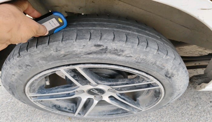 2014 Maruti Wagon R 1.0 VXI, Petrol, Manual, 84,994 km, tyre