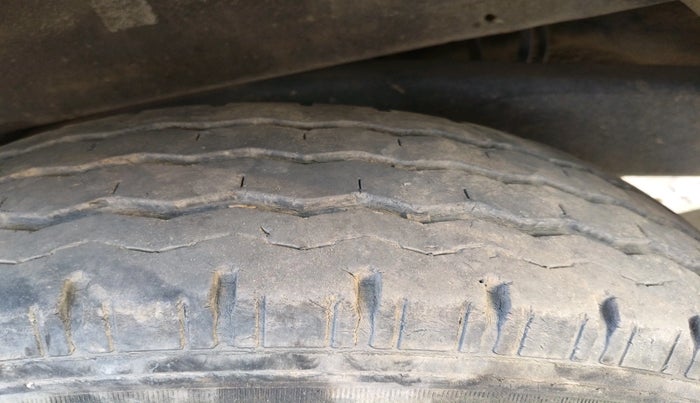 2019 Mahindra Bolero POWER PLUS SLX, Diesel, Manual, 63,000 km, tyre