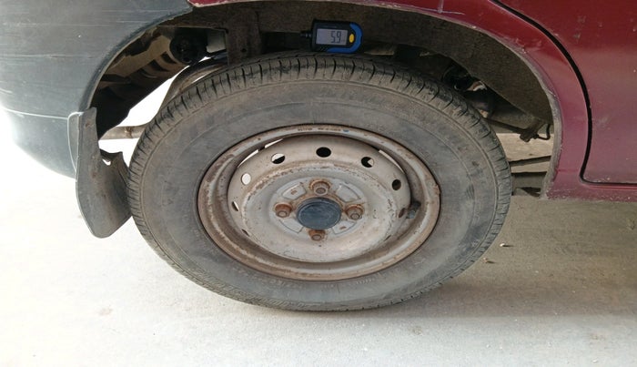 2012 Maruti Alto LXI, Petrol, Manual, 75,592 km, tyre