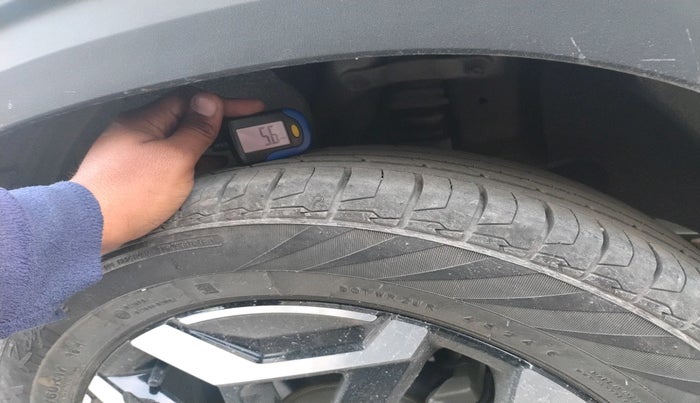 2024 KIA SELTOS HTX IVT, Petrol, Automatic, 20,213 km, tyre