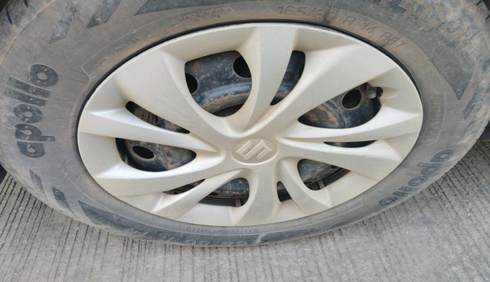 2011 Maruti Swift Dzire VDI, Diesel, Manual, 2,86,945 km, tyre