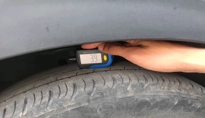 2022 Maruti XL6 ALPHA PLUS AT, Petrol, Automatic, 47,653 km, tyre