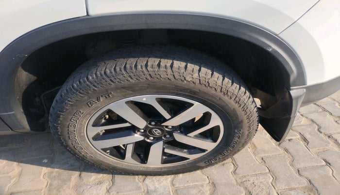 2020 Tata Harrier XZ PLUS 2.0L, Diesel, Manual, 50,669 km, tyre