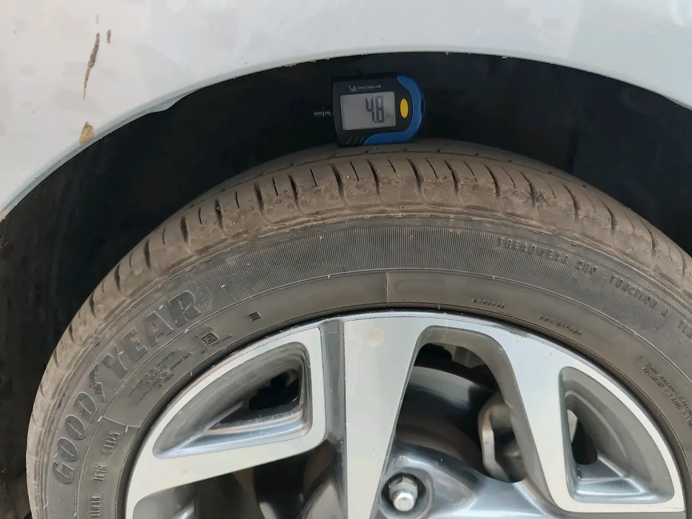 2024 Hyundai AURA SX 1.2 CNG, CNG, Manual, 48,538 km, tyre