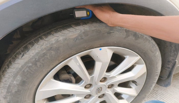 2019 Mahindra XUV300 W8 1.5 DIESEL, Diesel, Manual, 1,73,148 km, tyre