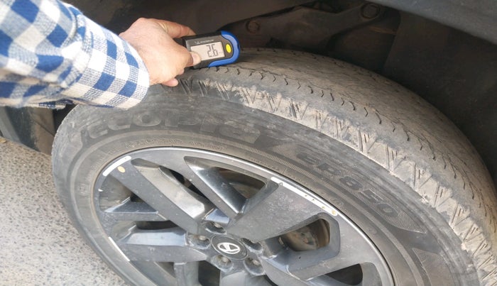 2021 Tata Harrier XZA PLUS 2.0L DARK EDITION, Diesel, Automatic, 67,071 km, tyre