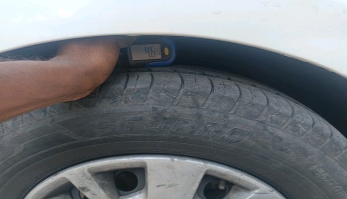 2013 Hyundai i20 MAGNA 1.4 CRDI, Diesel, Manual, 97,049 km, tyre