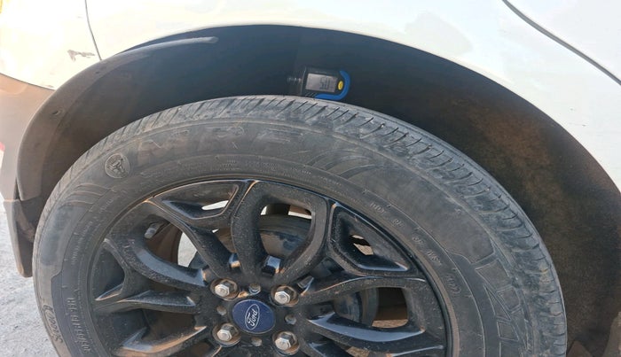 2016 Ford Ecosport TITANIUM 1.5L DIESEL, Diesel, Manual, 1,37,657 km, tyre