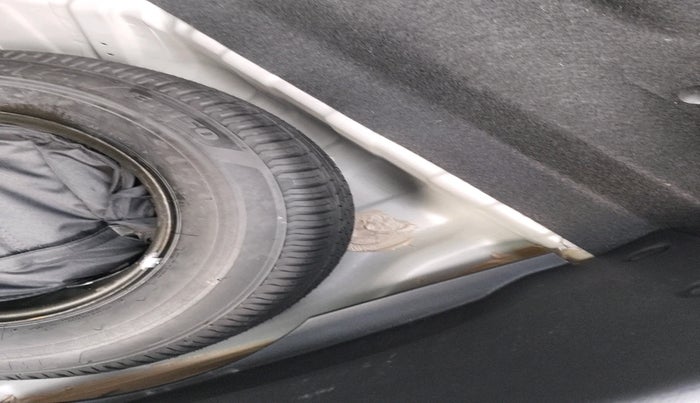 2025 Tata ALTROZ Creative Petrol 5AMT, Petrol, Automatic, 11,856 km, tyre