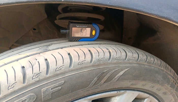 2017 Maruti S Cross ZETA 1.3, Diesel, Manual, 2,02,405 km, tyre