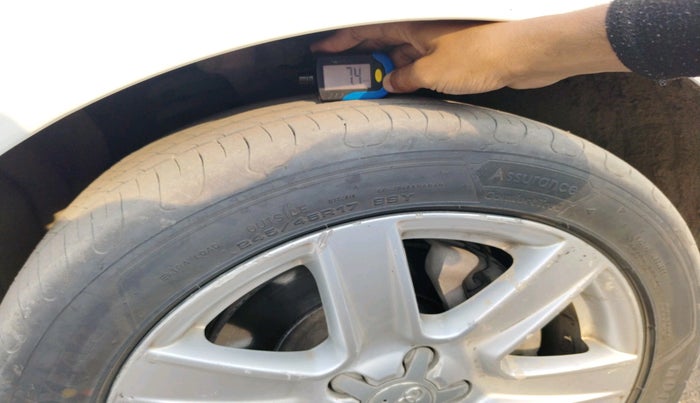 2010 Audi A6 2.7 TDI, Diesel, Automatic, 1,96,700 km, tyre