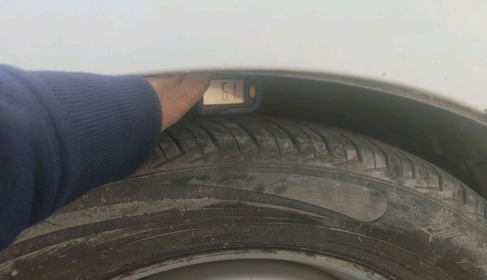 2011 Hyundai i10 ERA 1.1, Petrol, Manual, 89,166 km, tyre