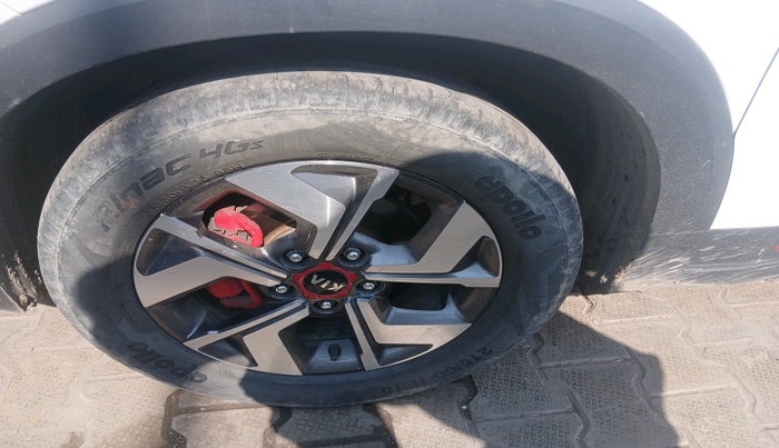 2021 KIA SONET GTX PLUS 1.5 AT, Diesel, Automatic, 64,076 km, tyre