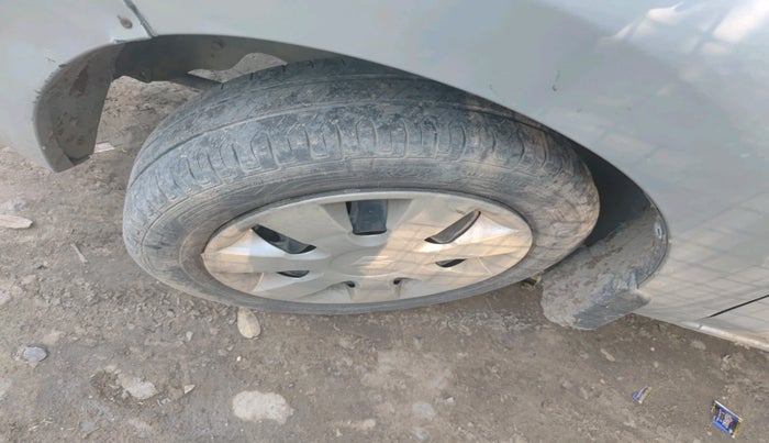 2015 Maruti Alto K10 VXI, Petrol, Manual, 46,227 km, tyre