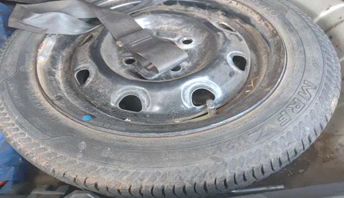 2015 Maruti Alto K10 VXI, Petrol, Manual, 46,227 km, tyre