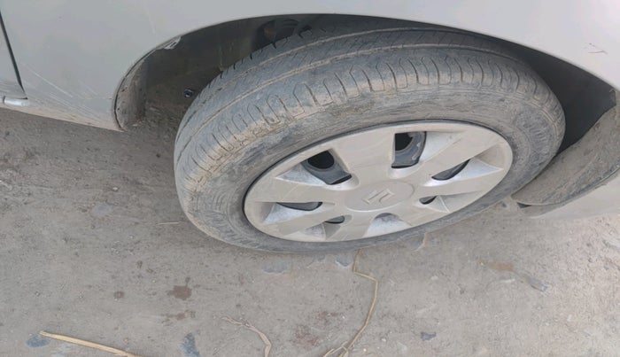 2015 Maruti Alto K10 VXI, Petrol, Manual, 46,227 km, tyre