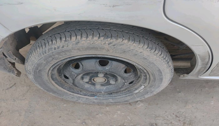 2015 Maruti Alto K10 VXI, Petrol, Manual, 46,227 km, tyre